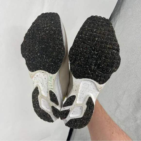 Nike Air-Zoom-Type Crater Beige and Coral Sneakers - Picture 8 of 16